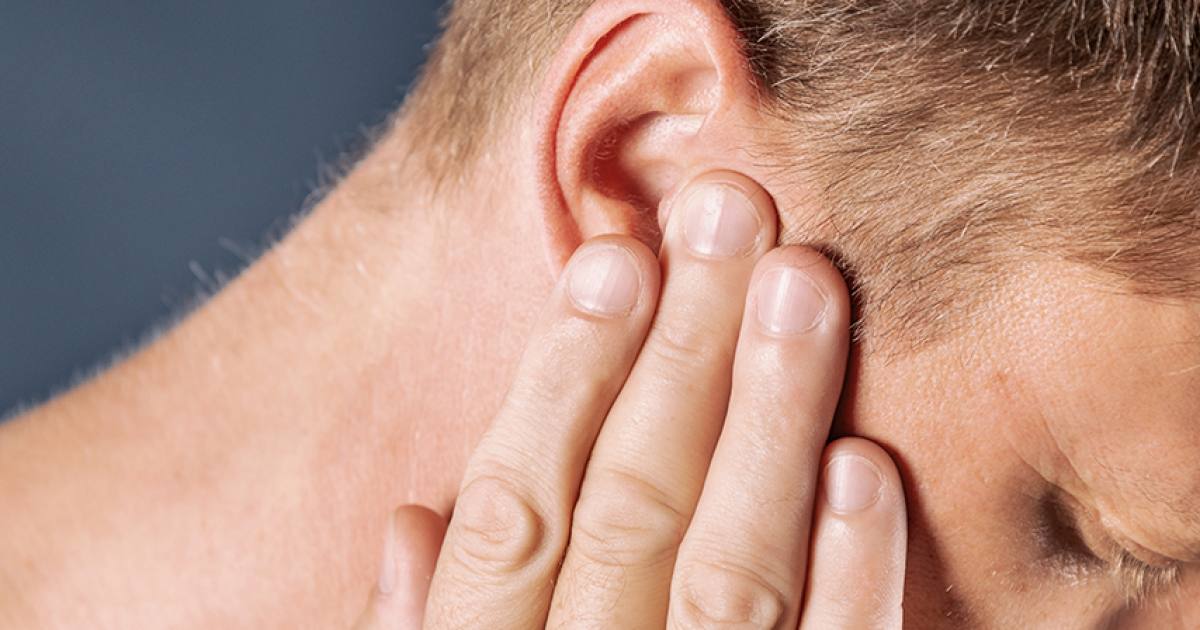 Wasser Im Ohr Geht Nicht Raus Gute Frage Wasser im Ohr: Wie entfernen, wann zum Arzt?