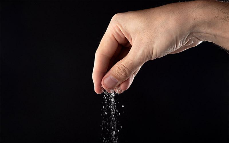 Jod: Lebenswichtiges Spurenelement, das über die Nahrung aufgenommen wird